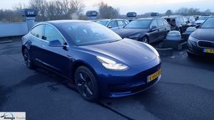 Tesla Model 3 Standard Range Plus 60 kWh 2020