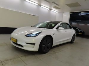 Tesla Model 3 Standard Range Plus 2020