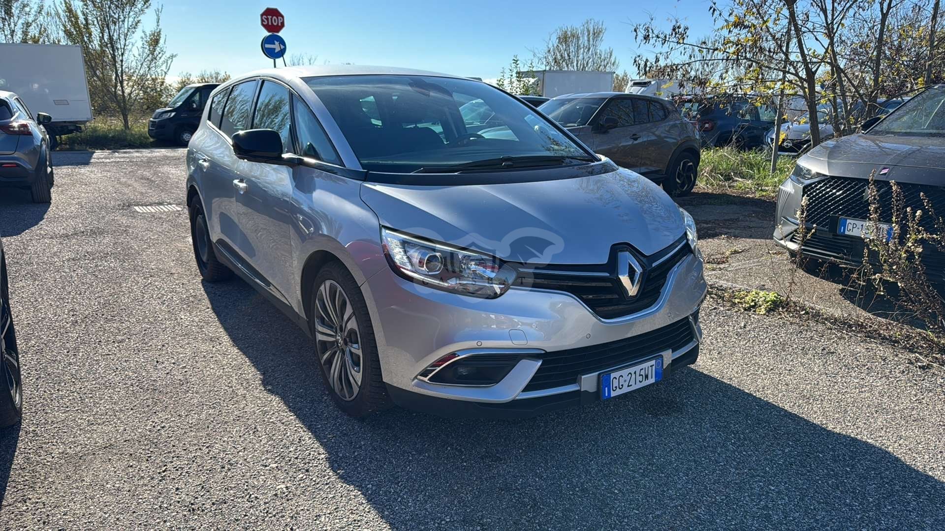 Renault Scenic Grand 1.3 TCe Business 2021
