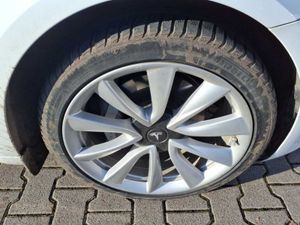 Tesla Model 3 Long Range 2022