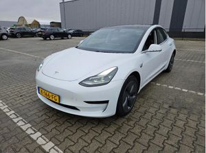 Tesla Model 3 Standard Range Plus 60 kWh 2020