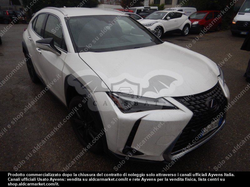 Lexus UX Business 2022