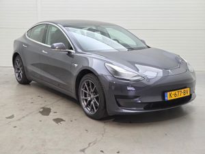 Tesla Model 3 Standard Range Plus 60 kWh 2020