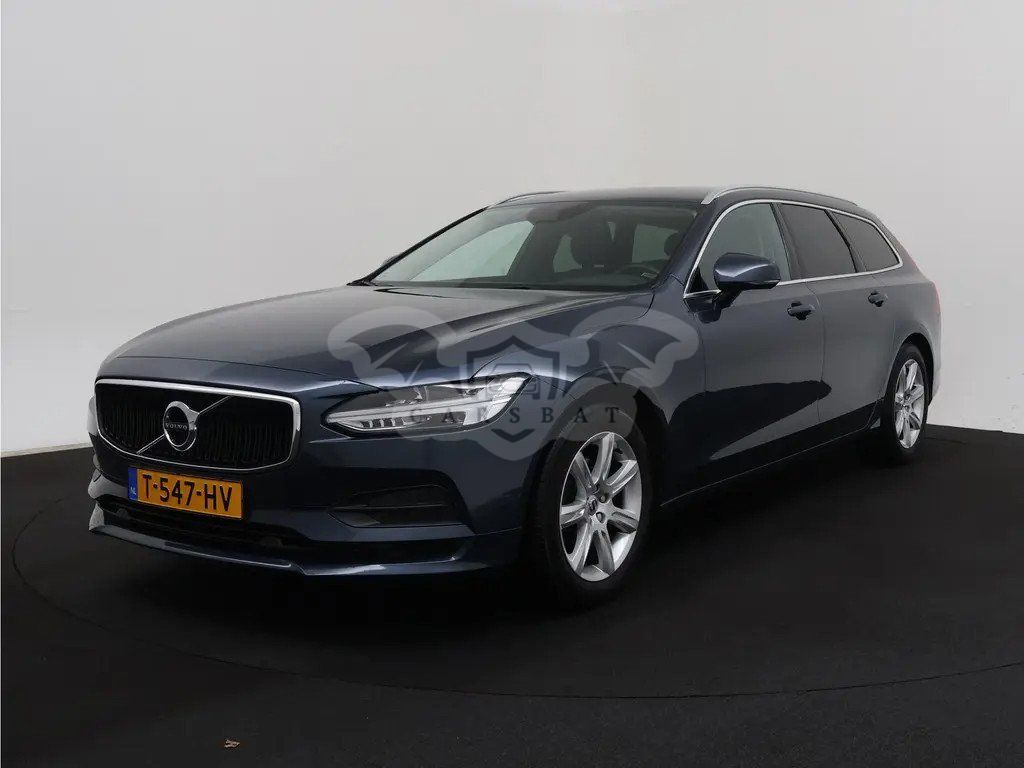 Volvo V90 D3 Momentum Pro 2018