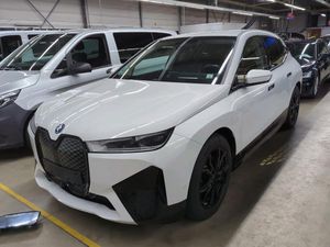 BMW iX 40 2023