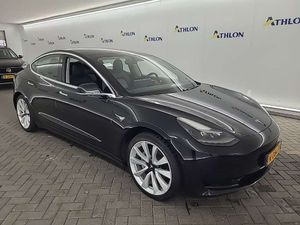 Tesla Model 3 Standard Range Plus 60 kWh 2020