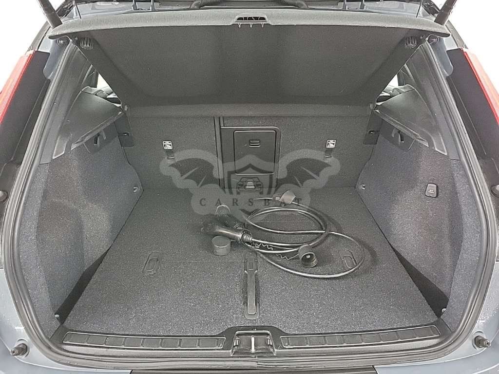 Volvo XC40 P8 R-Design 2020