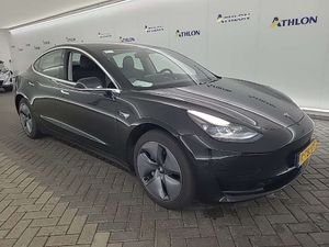 Tesla Model 3 Standard Range Plus 2020