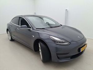 Tesla Model 3 Standard Range Plus 60 kWh 2020