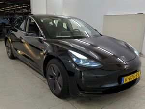 Tesla Model 3 Standard Range Plus 60 kWh 2020