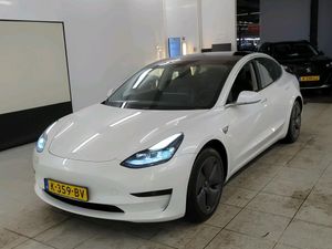 Tesla Model 3 Standard Range Plus 60 kWh 2020