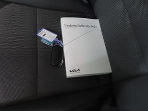 Kia Niro 1.6 GDI DynamicLine 2023