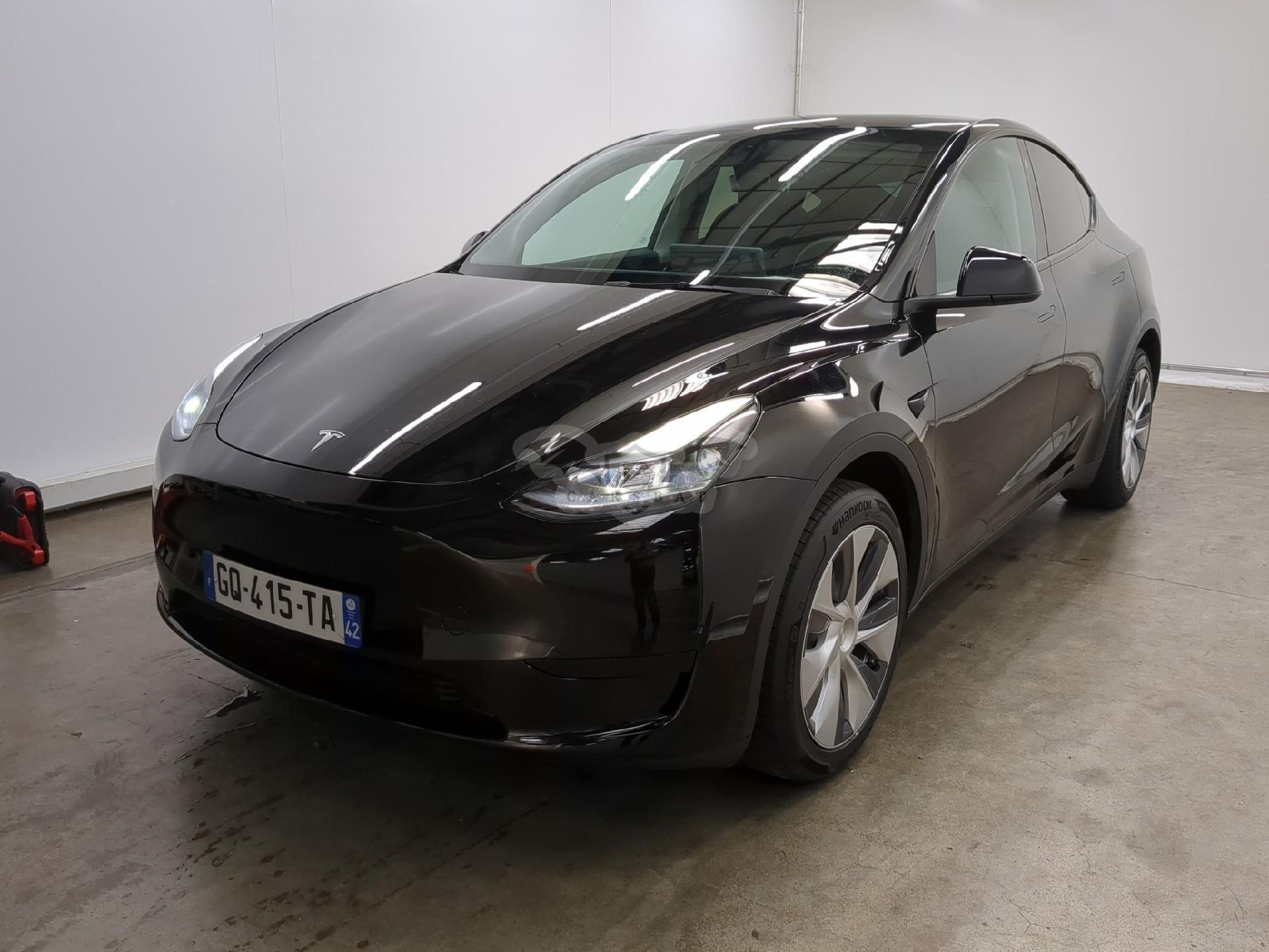 Tesla Model Y Standard Range 2023