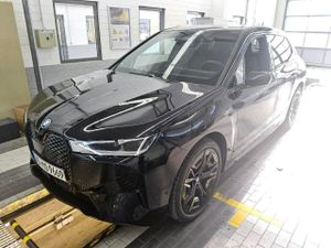 BMW iX 40 2023