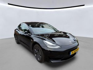 Tesla Model 3 Standard Range Plus 2020