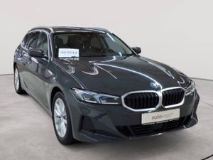 BMW 3 Series Touring 330e 2022