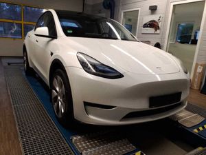 Tesla Model Y Long Range 2022