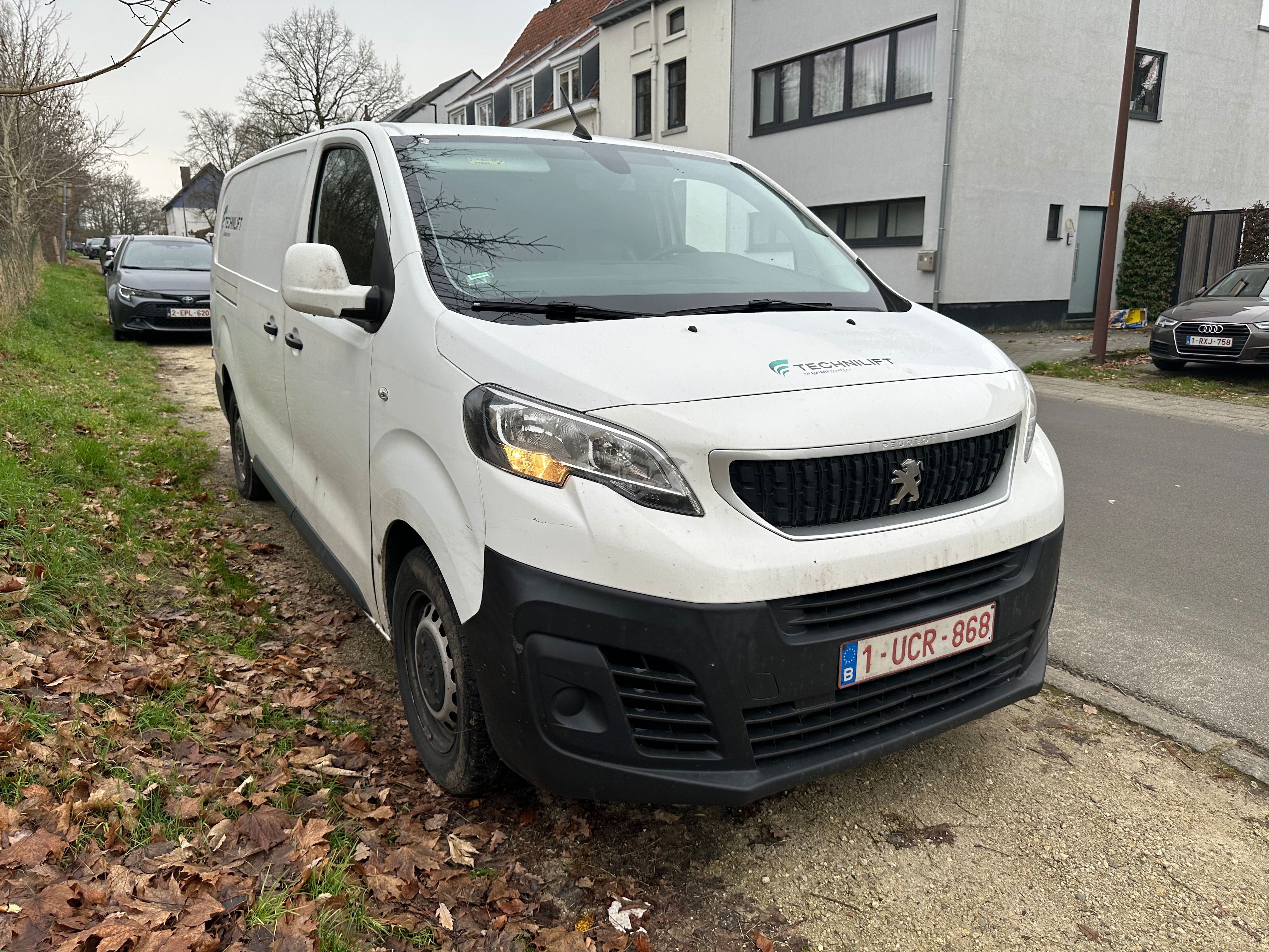 Peugeot Expert L3H1 2.0 HDI Premium 2018