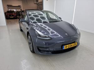Tesla Model 3 Standard Range Plus 60 kWh 2022
