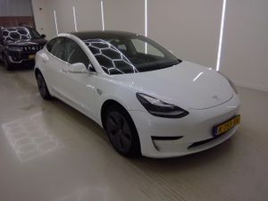 Tesla Model 3 Standard Range Plus 2020