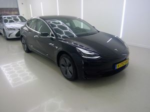 Tesla Model 3 Standard Range Plus 2020
