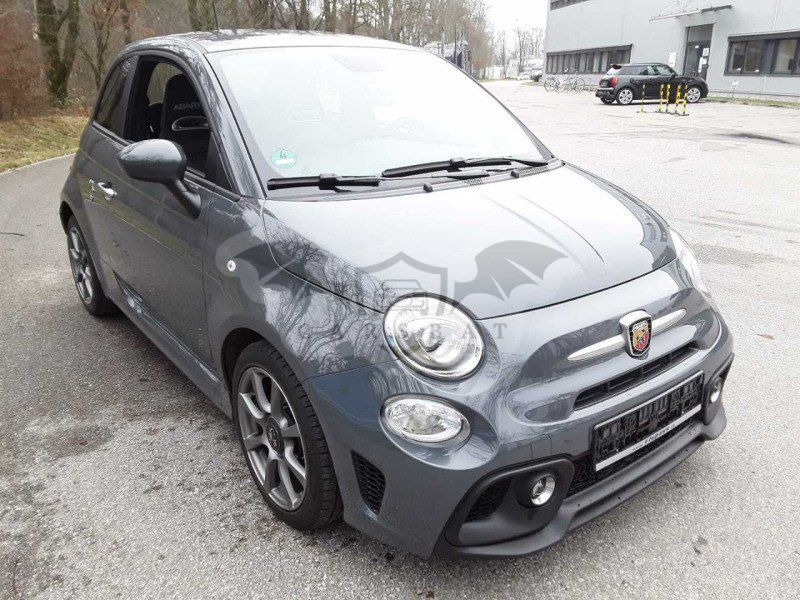 Abarth 500 595 2021