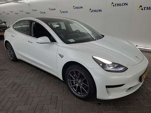 Tesla Model 3 Standard Range Plus 60 kWh 2020