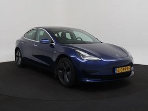 Tesla Model 3 Standard Range Plus 60 kWh 2019