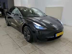 Tesla Model 3 Standard Range Plus 2020