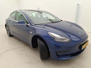 Tesla Model 3 Standard Range Plus 60 kWh 2020