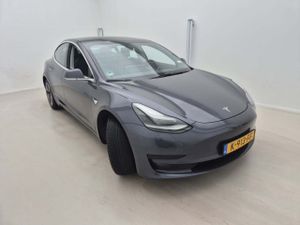 Tesla Model 3 Standard Range Plus 60 kWh 2020