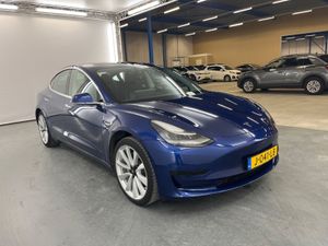 Tesla Model 3 Standard Range Plus 54 kWh 2020
