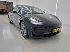 Tesla Model 3 Standard Range Plus 60 kWh 2020