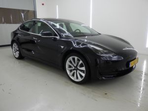 Tesla Model 3 Standard Range Plus 60 kWh 2020