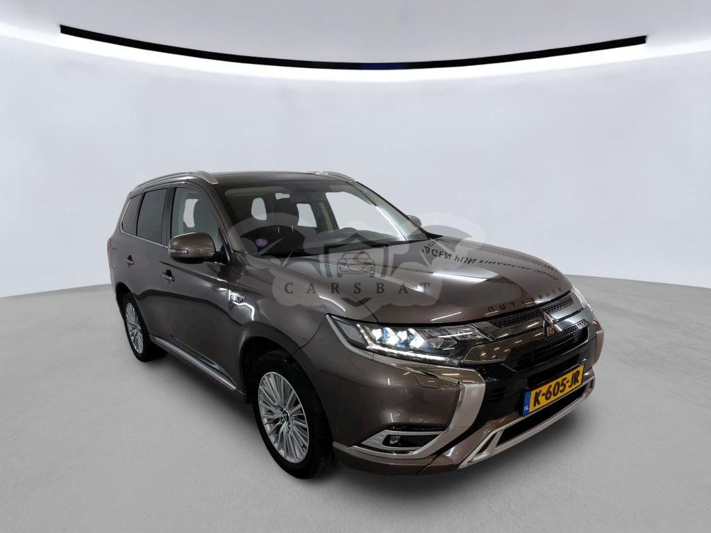 Mitsubishi Outlander 2.4 Pure 2021