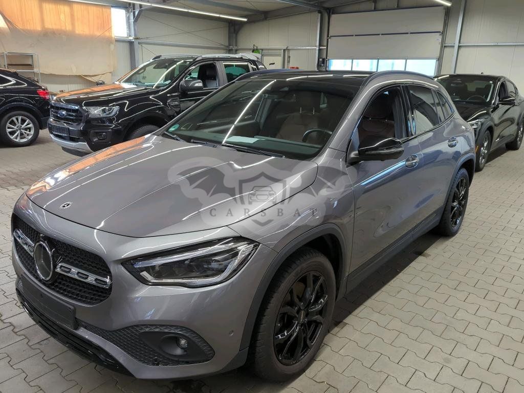 Mercedes-Benz GLA 220d 2023