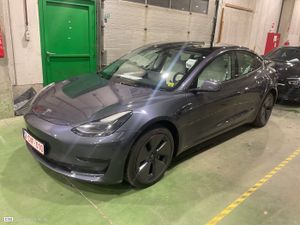 Tesla Model 3 Standard Range Plus 2022