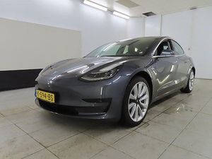 Tesla Model 3 Standard Range Plus 2020