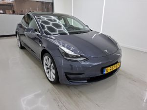 Tesla Model 3 Standard Range Plus 2020