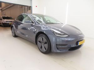 Tesla Model 3 Standard Range Plus 60 kWh 2020