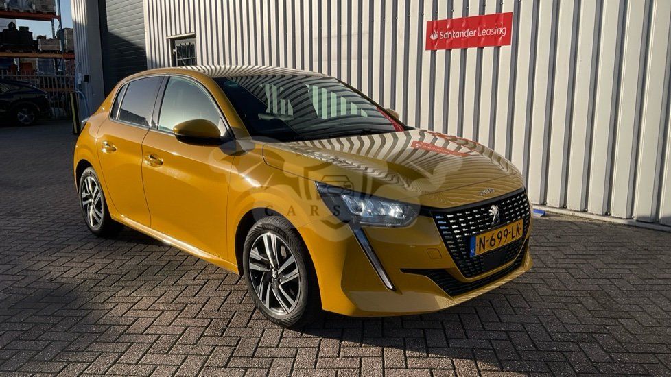 Peugeot 208 Allure 2021
