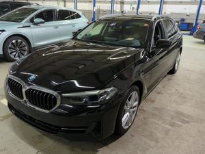 BMW 5 Series Touring 530e 2021