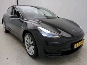 Tesla Model 3 Standard Range Plus 60 kWh 2020