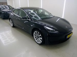 Tesla Model 3 Standard Range Plus 2020