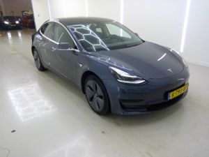 Tesla Model 3 Standard Range Plus 2020