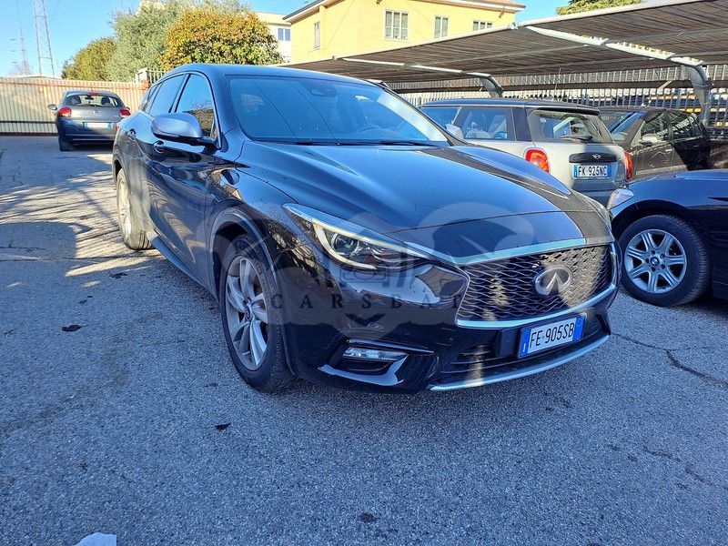 Infiniti Q30 1.5d 2016