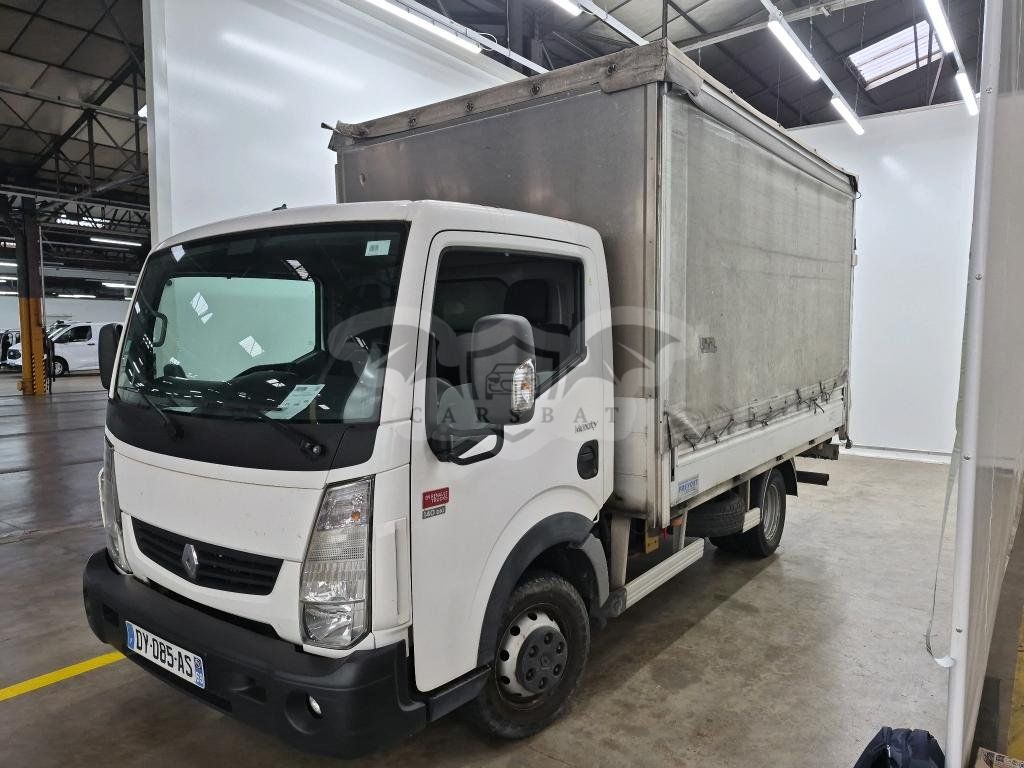 Renault Maxity 2.5 DCI 2015