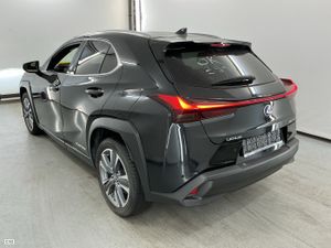 Lexus UX 300e 2022