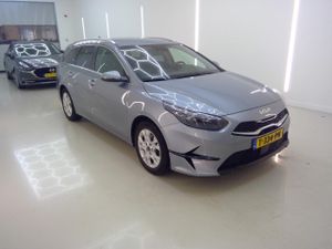 Kia Ceed Ceed SW 1.5 GDI DynamicPlusLine 2023