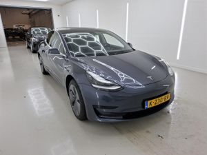 Tesla Model 3 Standard Range Plus 2020